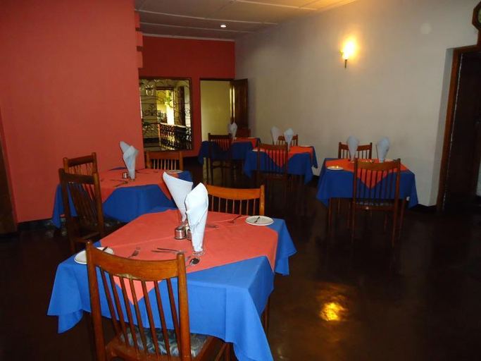 Food & Drinks 5, Orient Hotel, Bandarawela
