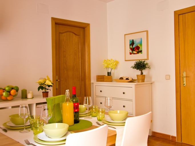 Others 3, Apartamentos Madrid Atocha, Madrid
