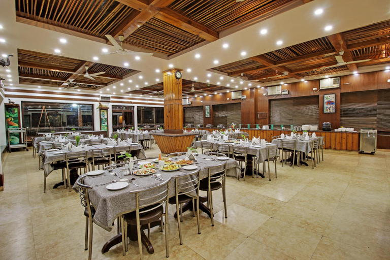 Food & Drinks 5, Wood Castle Spa & Resort, Nainital