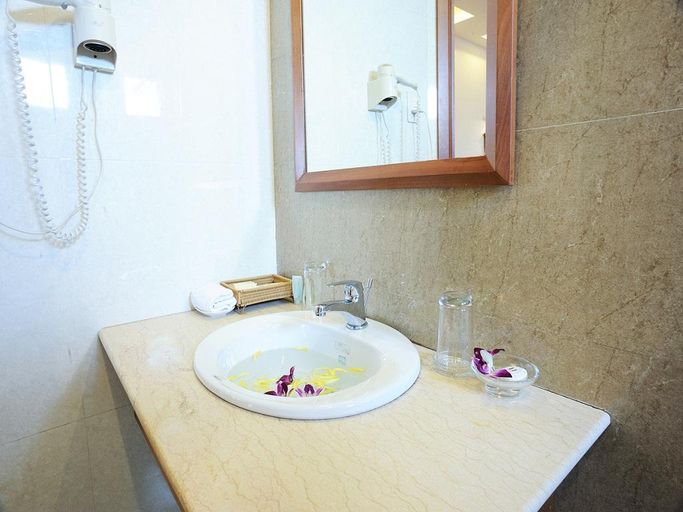 Bathroom 4, Hoang Yen Hotel Thuan An, Thuận An