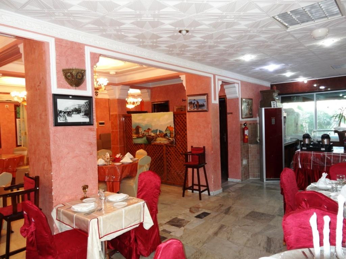 Food & Drinks 5, Dar Tlidjene Hotel, Haraoua