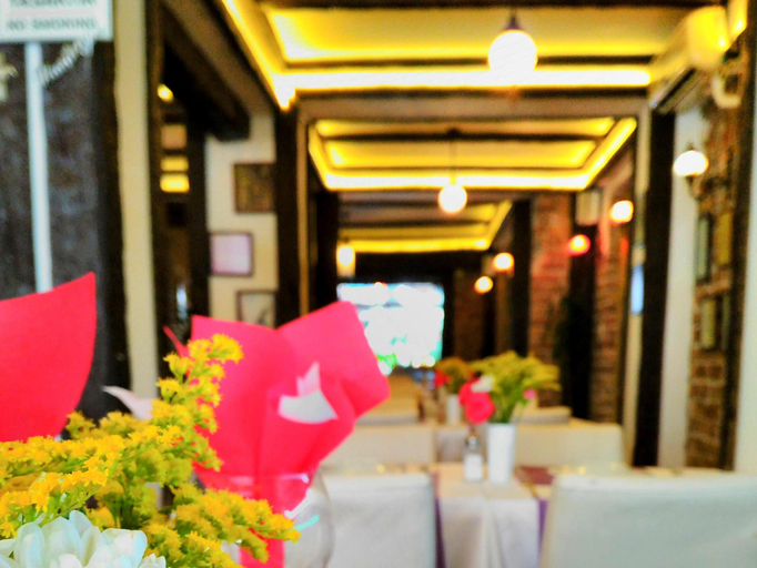 Food & Drinks 5, Center Hill Suites , Fatih