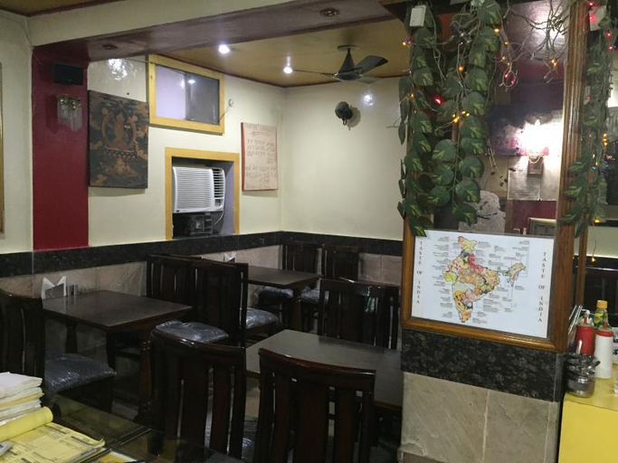 Food & Drinks 5, Golden Lodge, Varanasi