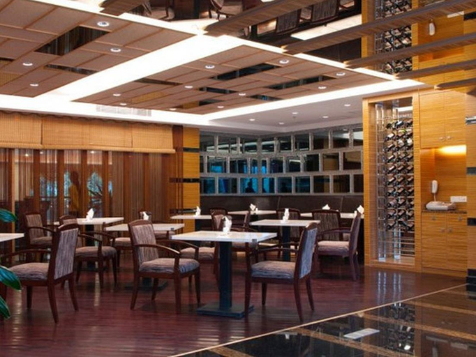 Food & Drinks 5, Riverside Hotel, Zhongshan