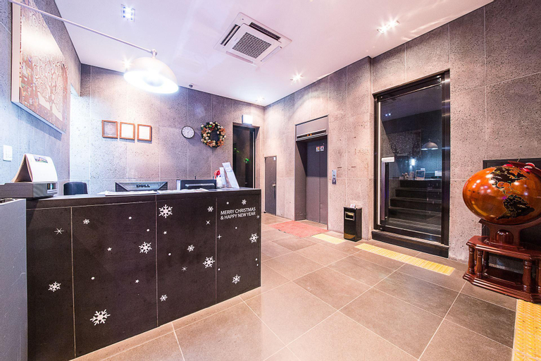 Public Area 2, Hotel Irene, Jung