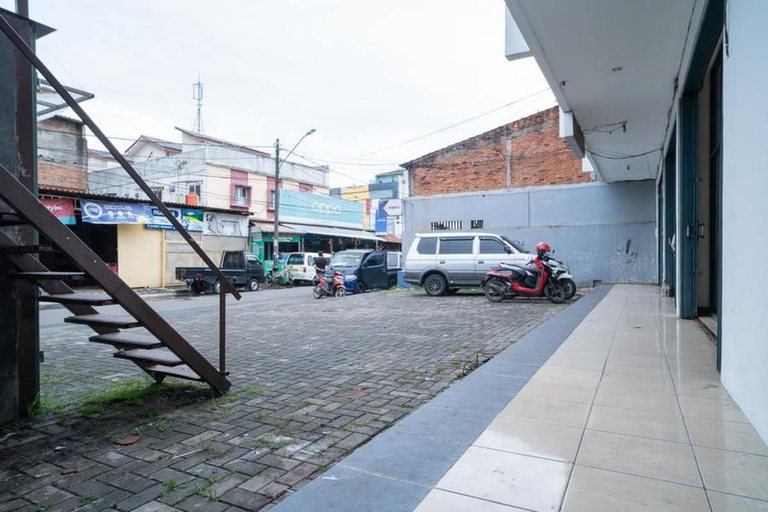 Others 4, RedDoorz near Stasiun Tangerang, Tangerang
