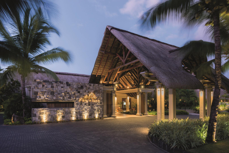 Exterior & Views 2, Paradis Beachcomber Golf Resort & Spa, Black River
