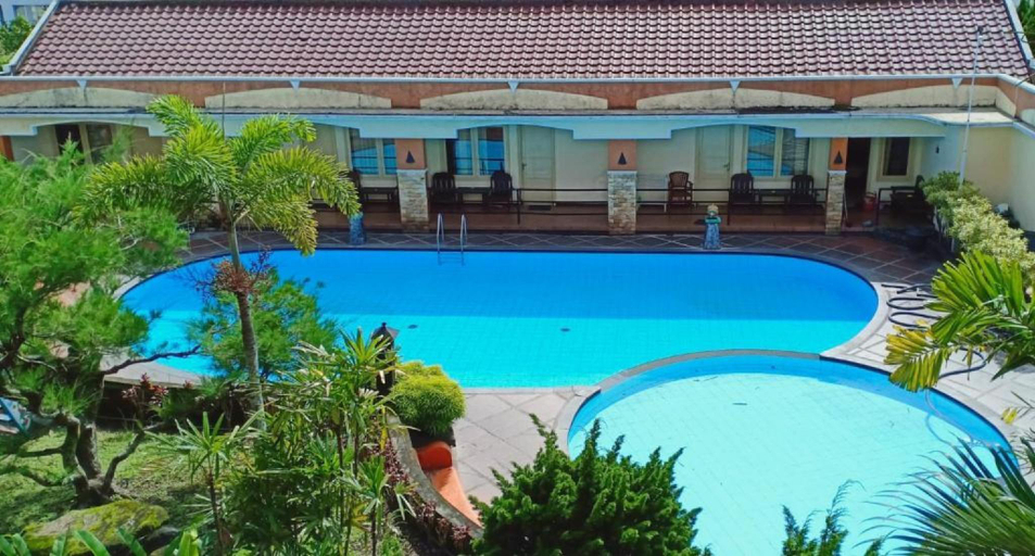 Sport & Beauty 4, Hotel Mutiara Baru, Malang