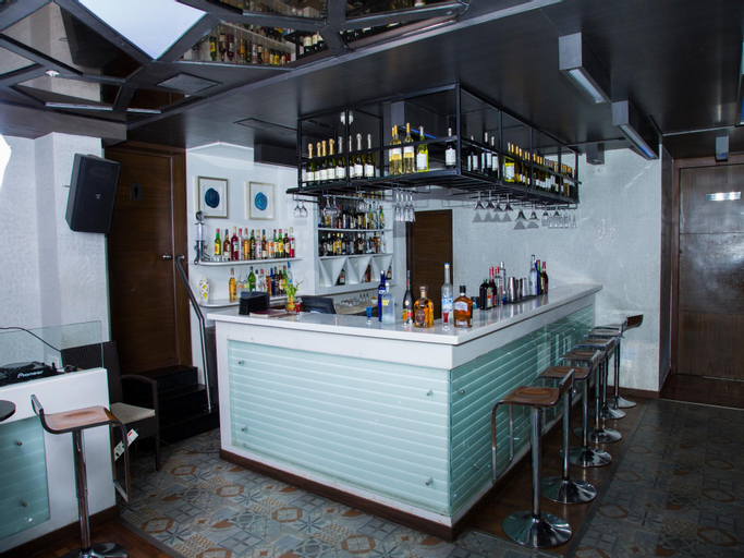 Food & Drinks 4, The Centre Point Hotel, Kancheepuram