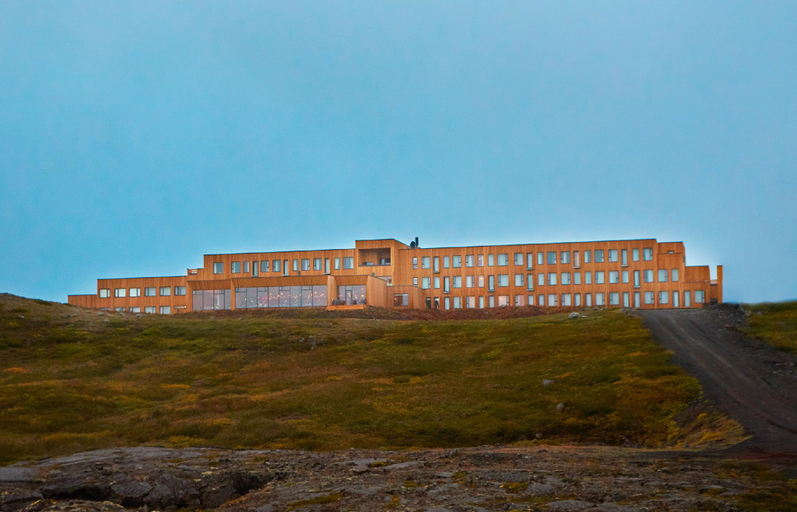 Exterior & Views