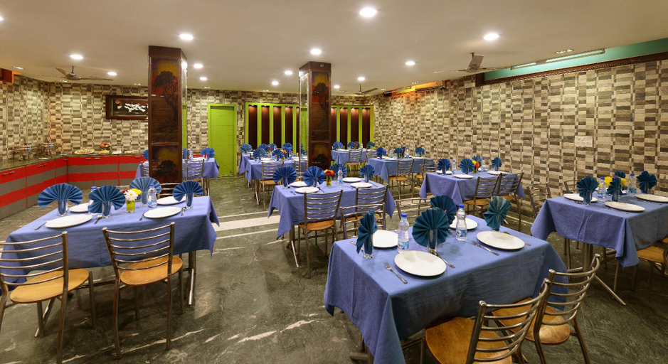 Food & Drinks, Sands Inn Hotel, Gurgaon