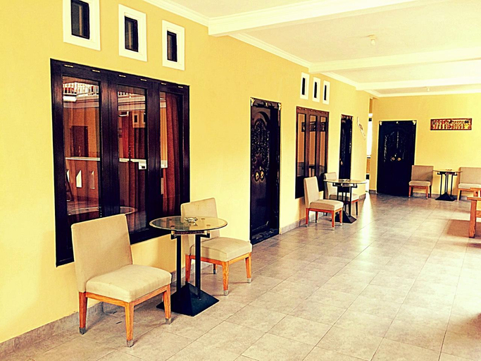 Others 4, Hotel Sentral, Buleleng