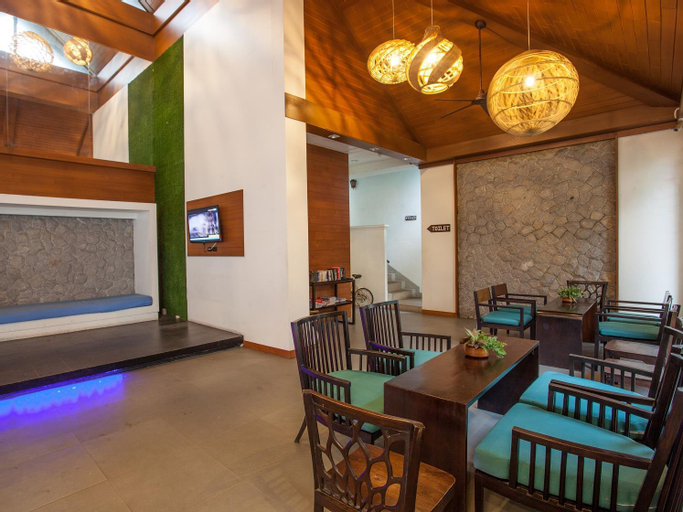 Dining Room 29