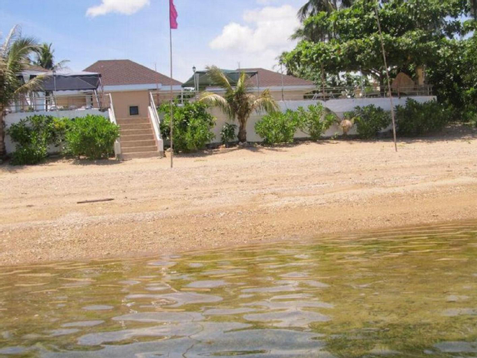 Ucoy Beach Resort, Libertad