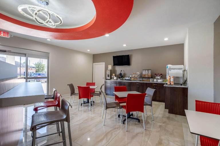 Food & Drinks 3, Econo Lodge Houston Northwest - Cypress, Houston