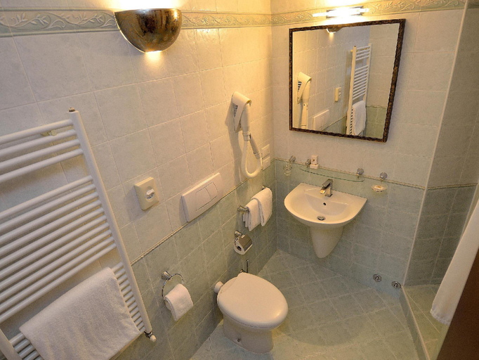 Bathroom 3, Residenza La Campana, Venezia