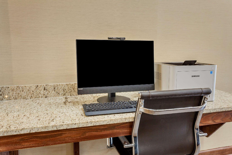 Others 5, Comfort Suites Cordova, Shelby