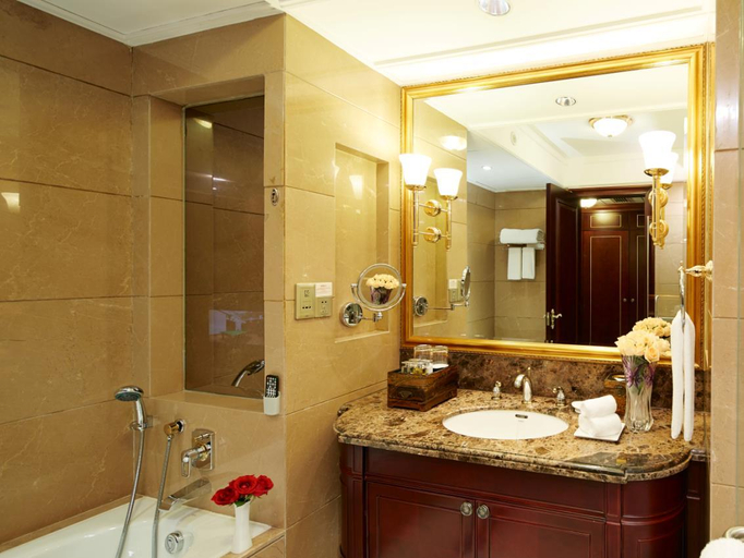 Bathroom 5, Evergrande Hotel Guangzhou Zengcheng, Guangzhou