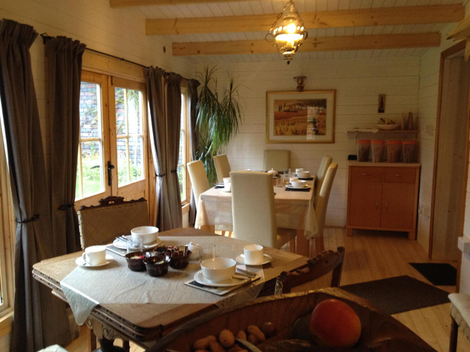 Others 5, Alice Guest House, Gloucestershire