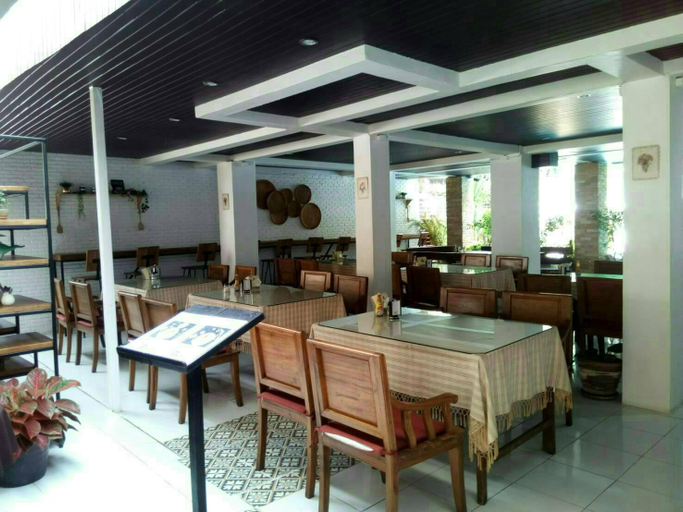 Food & Drinks 4, Thana Hotel & Guesthouse, Muang Chiang Mai