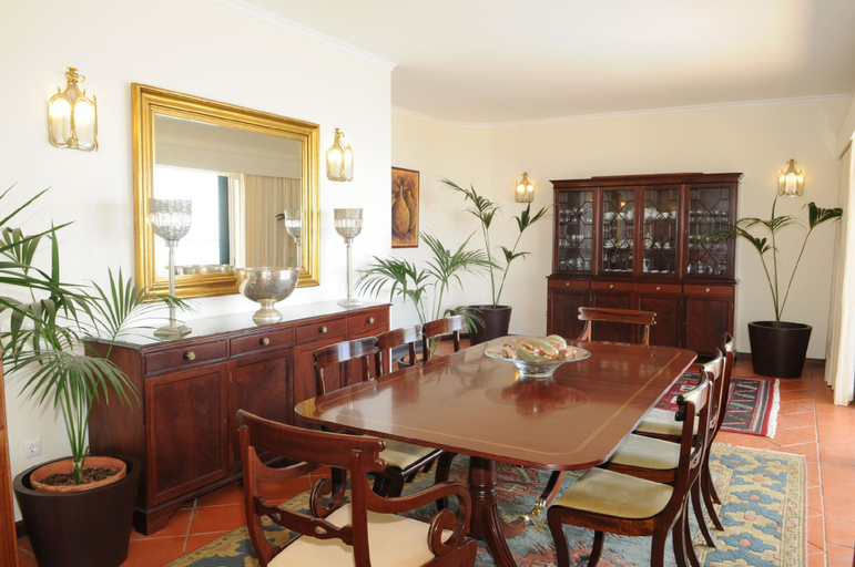 Others 5, An uninterrupted 180 overlooking the Atlantic Ocean, Santa Cruz