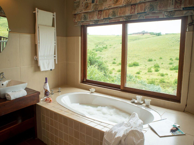 Bathroom 3, Granny Mouse Country House & Spa, Umgungundlovu