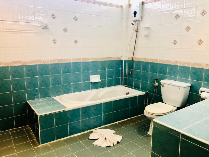 Bathroom 4, Sabaidee House, Muang Sukhothai