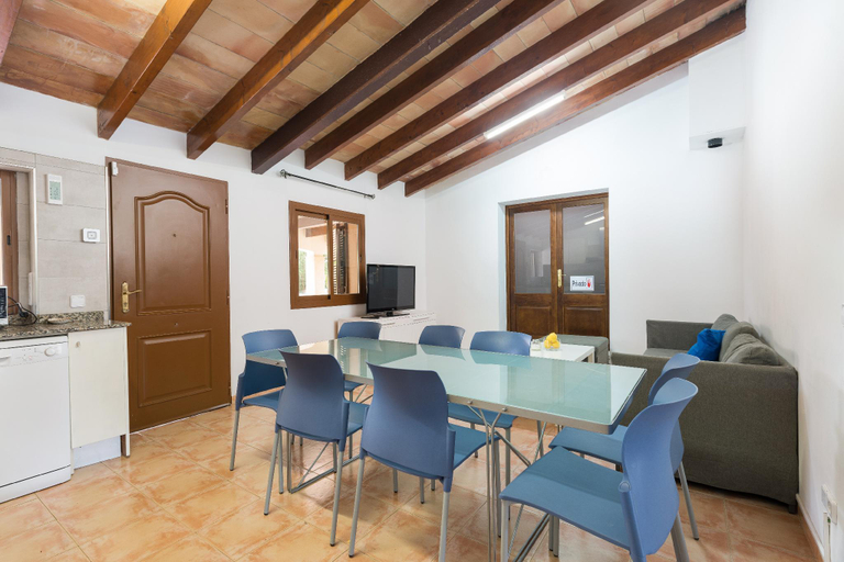 Others 5, VILLA ARHU, Baleares