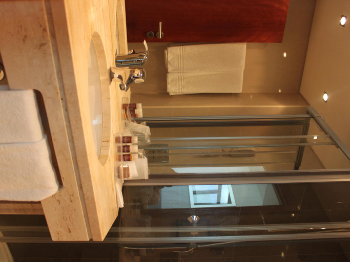 Bathroom 4, TURIM Alameda Hotel, Lisbon