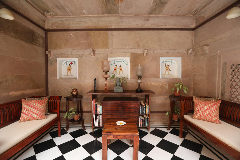 Public Area 3, Guleria Kothi at Ganges, Varanasi