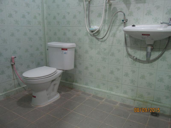 Bathroom 4, Mountain View Guest House, Muang Sukhothai