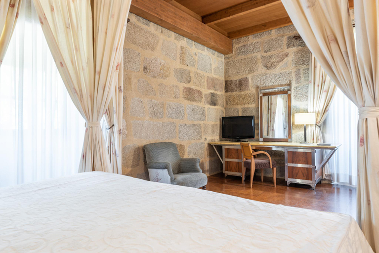Bedroom 3, Monastery of San Clodio de Leiro, Ourense
