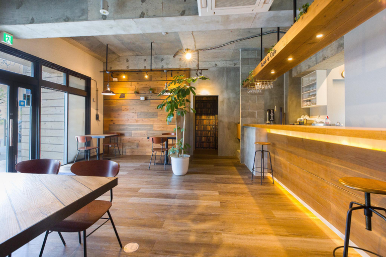Public Area 2, Mr.KINJO in SHIOZAKI, Itoman