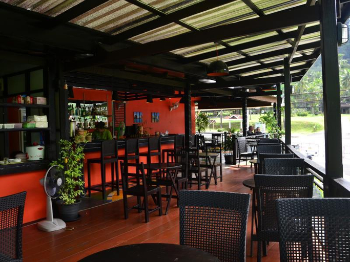 Food & Drinks 5, Khaolak C-nior Bungalows, Takua Pa