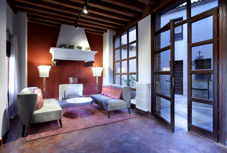 Bedroom 2, Exe Casa de Los Linajes, Segovia