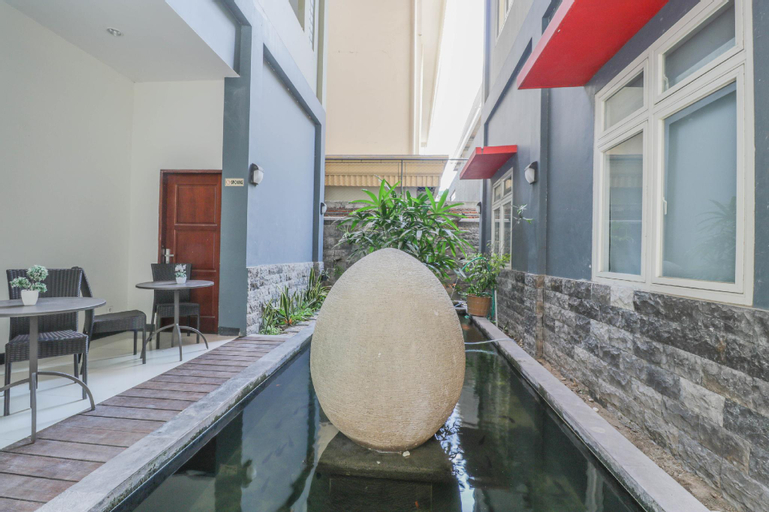 Public Area 3, Fortune Hotel Mataram, Lombok