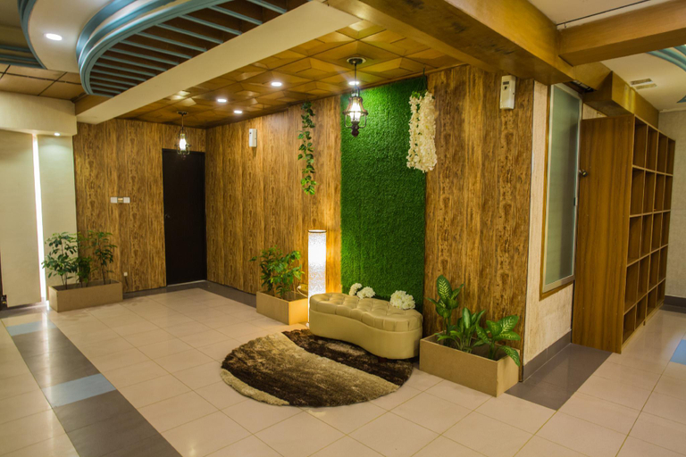 Public Area 2, Tropical Daisy, Dhaka