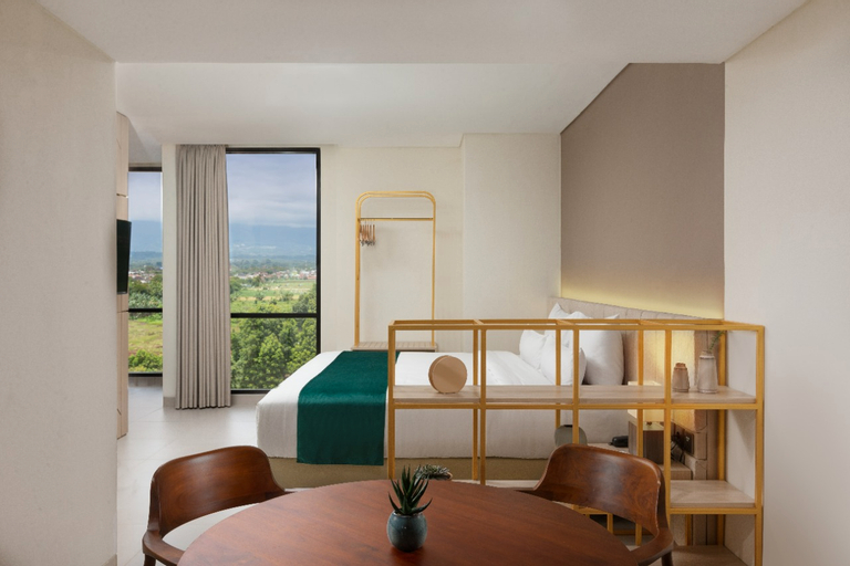 Bedroom 12