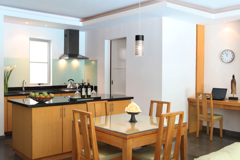 Dining Room 30