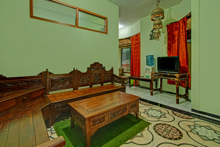 Public Area, SUPER OYO 90031 Villa Papada, Malang