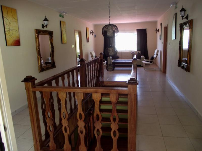 Public Area 2, Villa Authentique