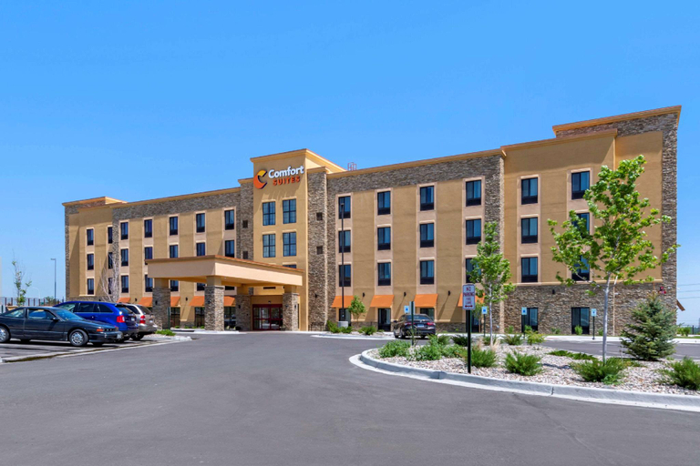 Exterior & Views 2, Comfort Suites Broomfield-Boulder/Interlocken, Broomfield