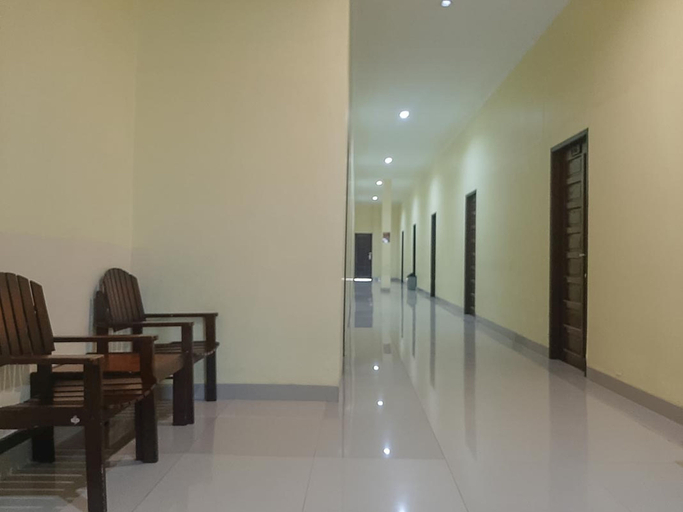 Others 5, RedDoorz near Kantor PLN Sangatta, East Kutai