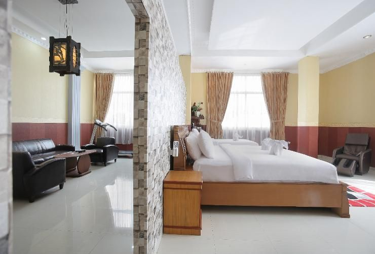 Bedroom 4, Imelda Hotel Waterpark and Convention, Padang