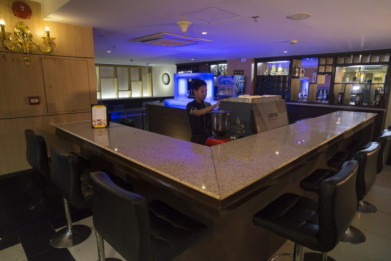 Public Area 3, Esperado Lake View Hotel, Yangon