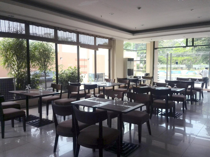 Food & Drinks 4, Hotel Ariana, Bauang