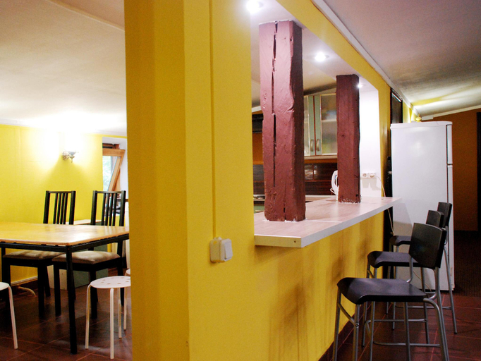 Others 5, Open Hostel Cinema, Central