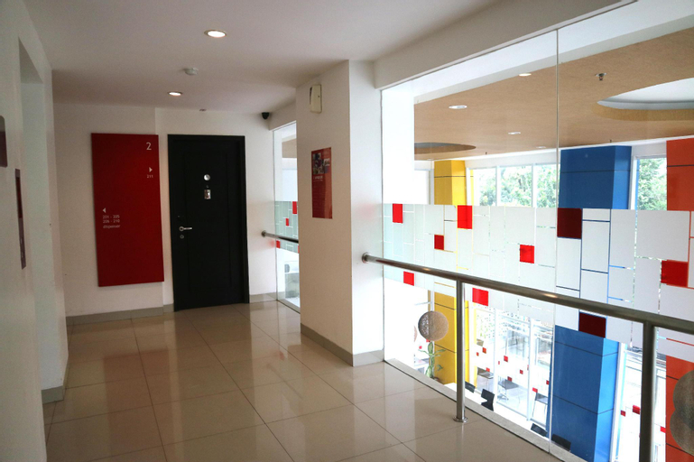 Public Area 29