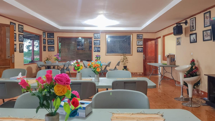 Public Area, Villa Alam Flores Mbohang Ruteng Mitra RedDoorz, Manggarai