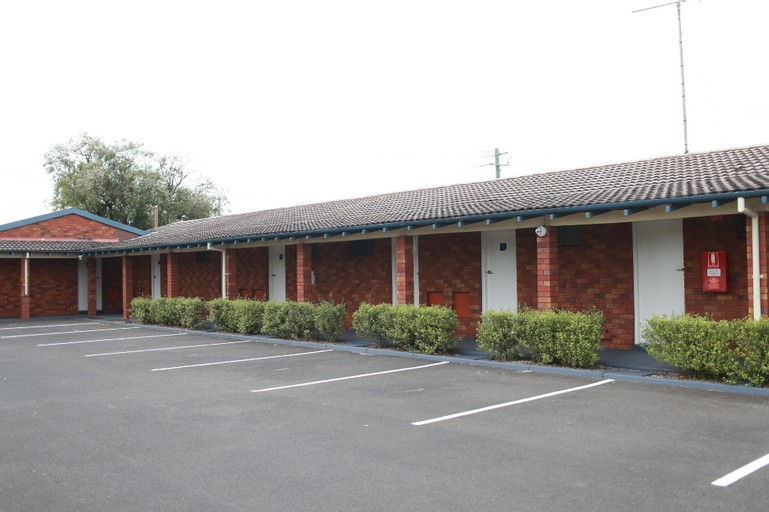 Exterior & Views 2, The Busselton Motel, Busselton